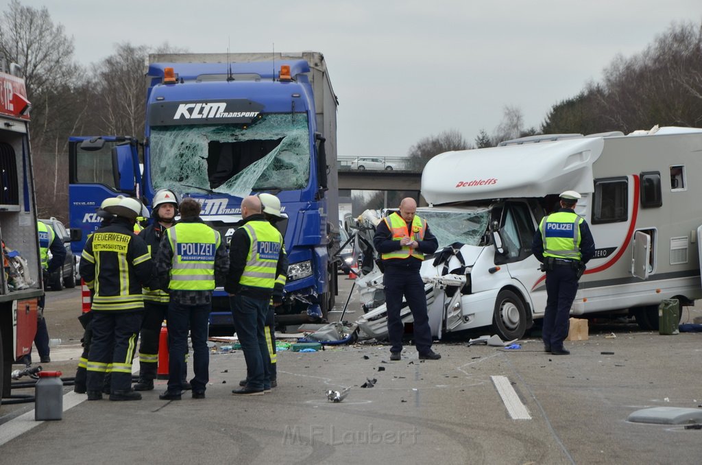 Schwerer VU A 1 Rich Saarbruecken kurz vor AK Leverkusen P114.JPG - Miklos Laubert